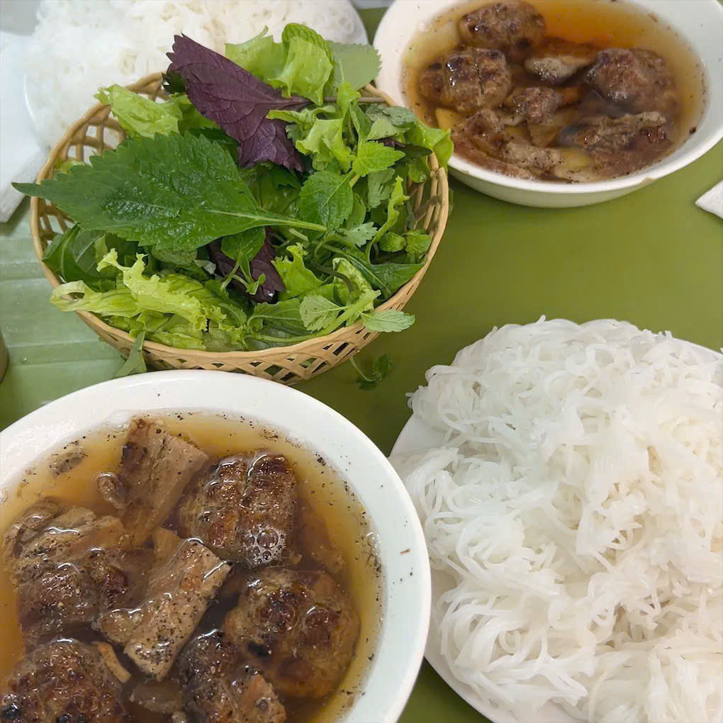 ブンチャー(Bún Chả)