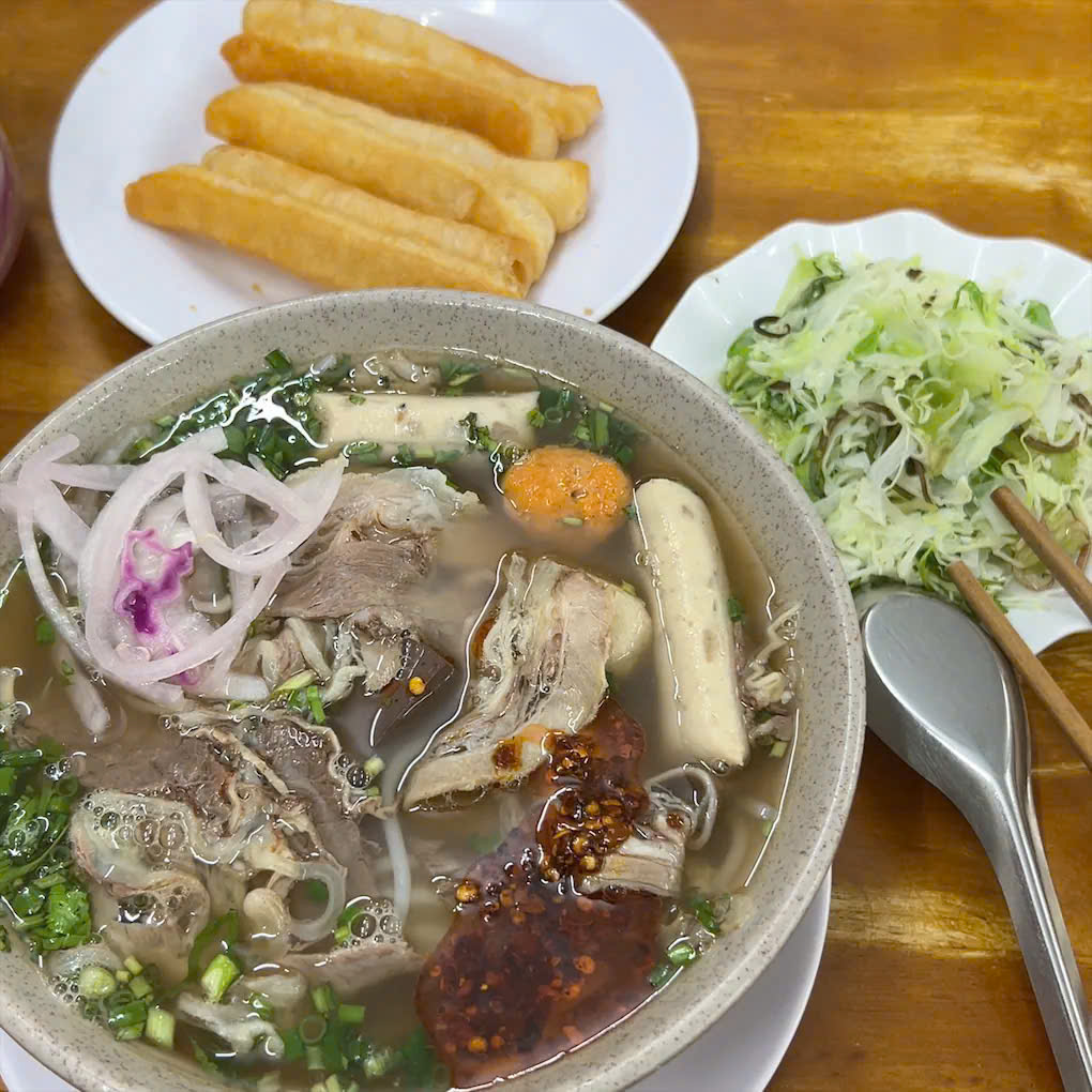 ブンボーフエ(Bún Bò Huế)