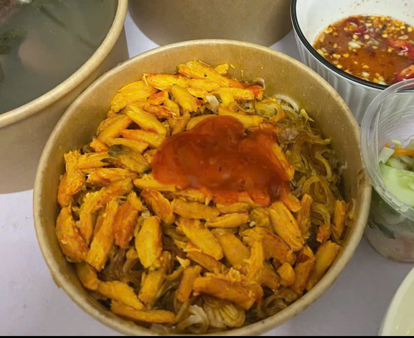 ミエンクア(Miến Cua)