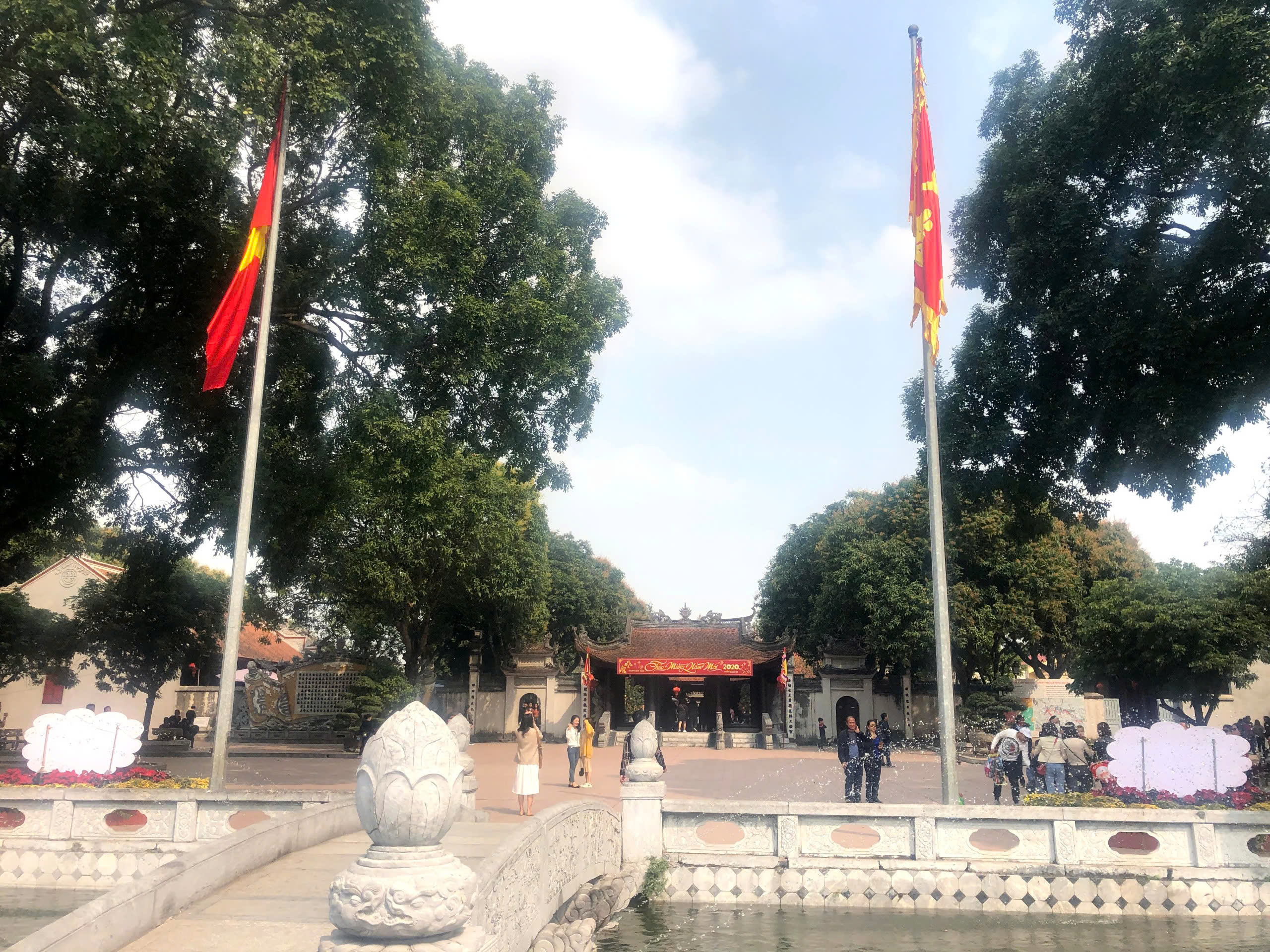 ドー廟（Đền Đô）